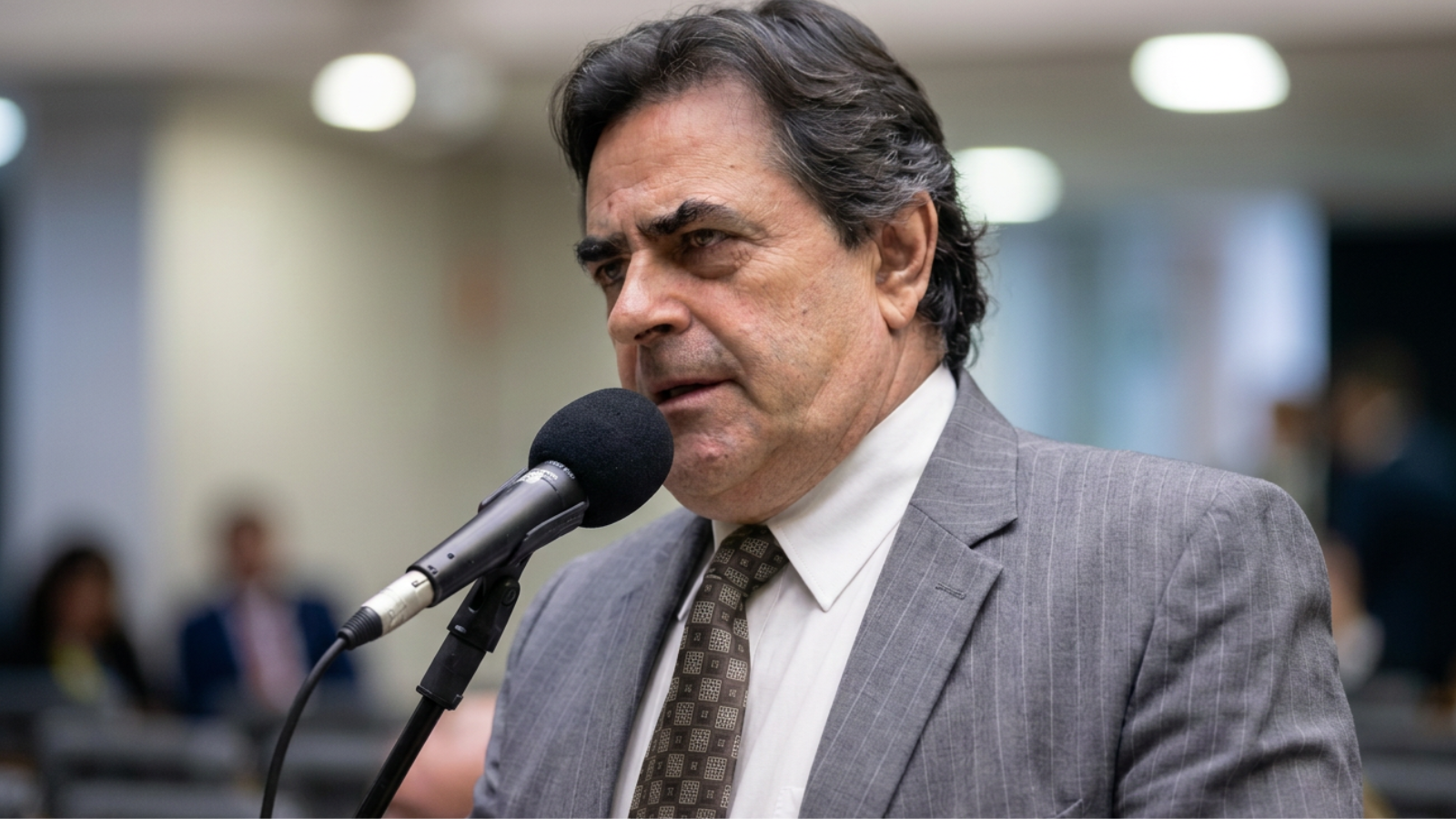 PL de Minas Aposta em Vittorio Medioli, Mas Adia Convenção em Meio à Indefinição de Cleitinho